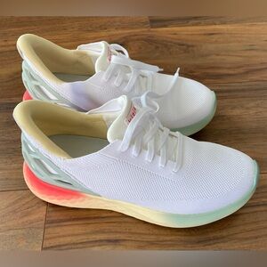 Kizik Athens Running Shoes in "Sunrise"